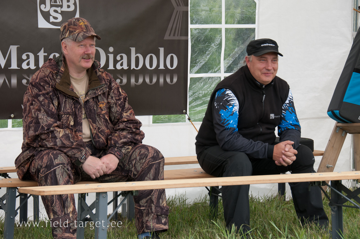 ... and shooters already waiting